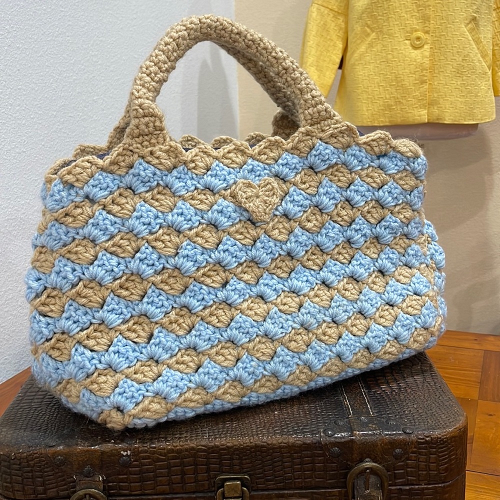Cute crochet bag
